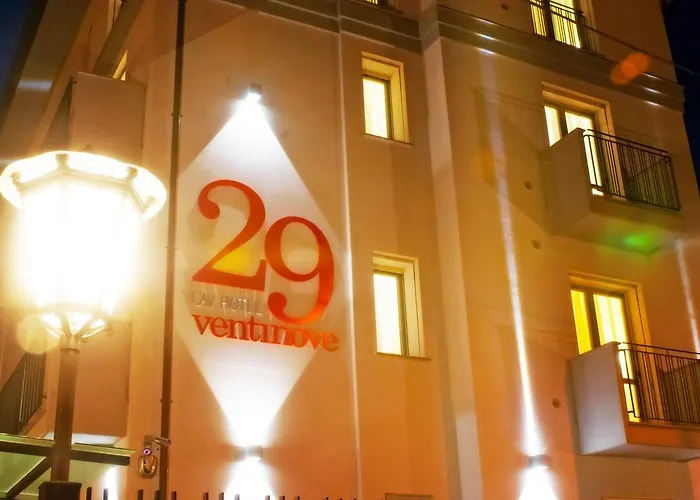 29 Cav Hotel *